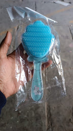 Kids' Detangling Hair Brush Gentle & Massage | Mist & Relax - Detail View 8