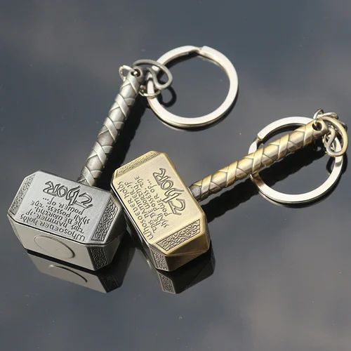 ALVENZA Hammer Shape Keychain – Stylish Mini Metal Design