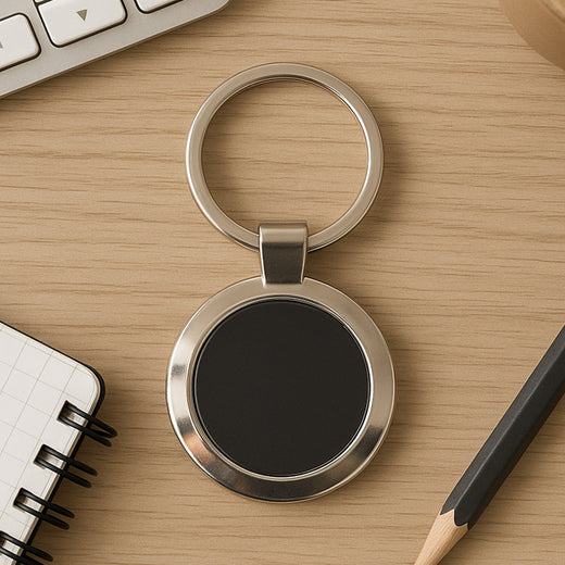 ALVENZA Round Metal Keychain – Durable Chrome Finish with Black Center