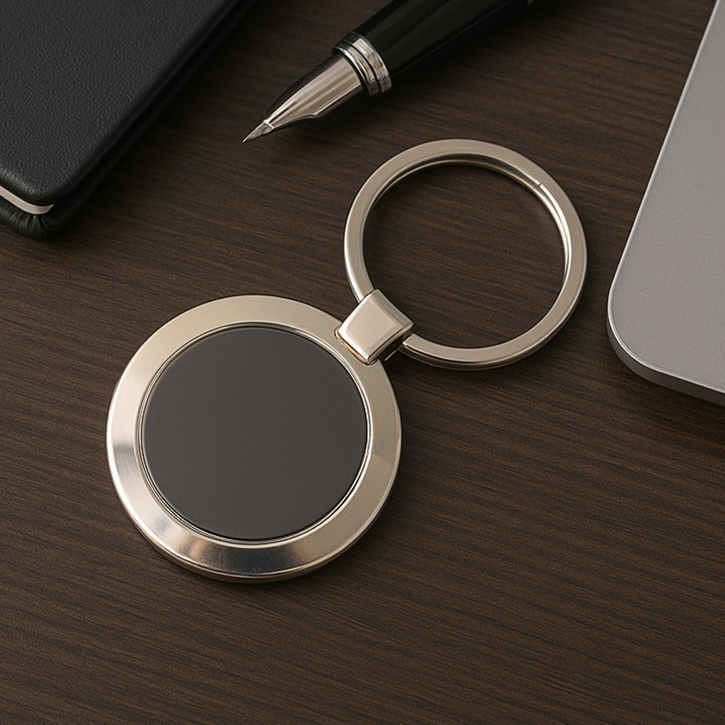 ALVENZA Round Metal Keychain – Durable Chrome Finish with Black Center