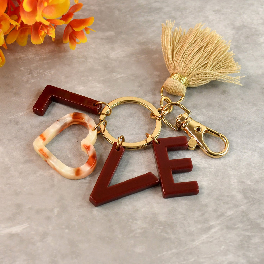 ALVENZA Assorted Designer Keychains – Stylish Mix of 1 Pc