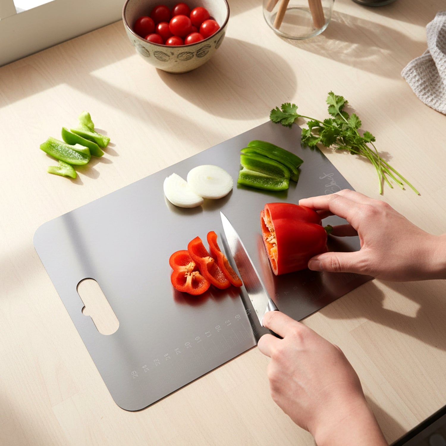  Large Stainless Steel Cutting Board – 31x20.5cm with Scale - Detail 1