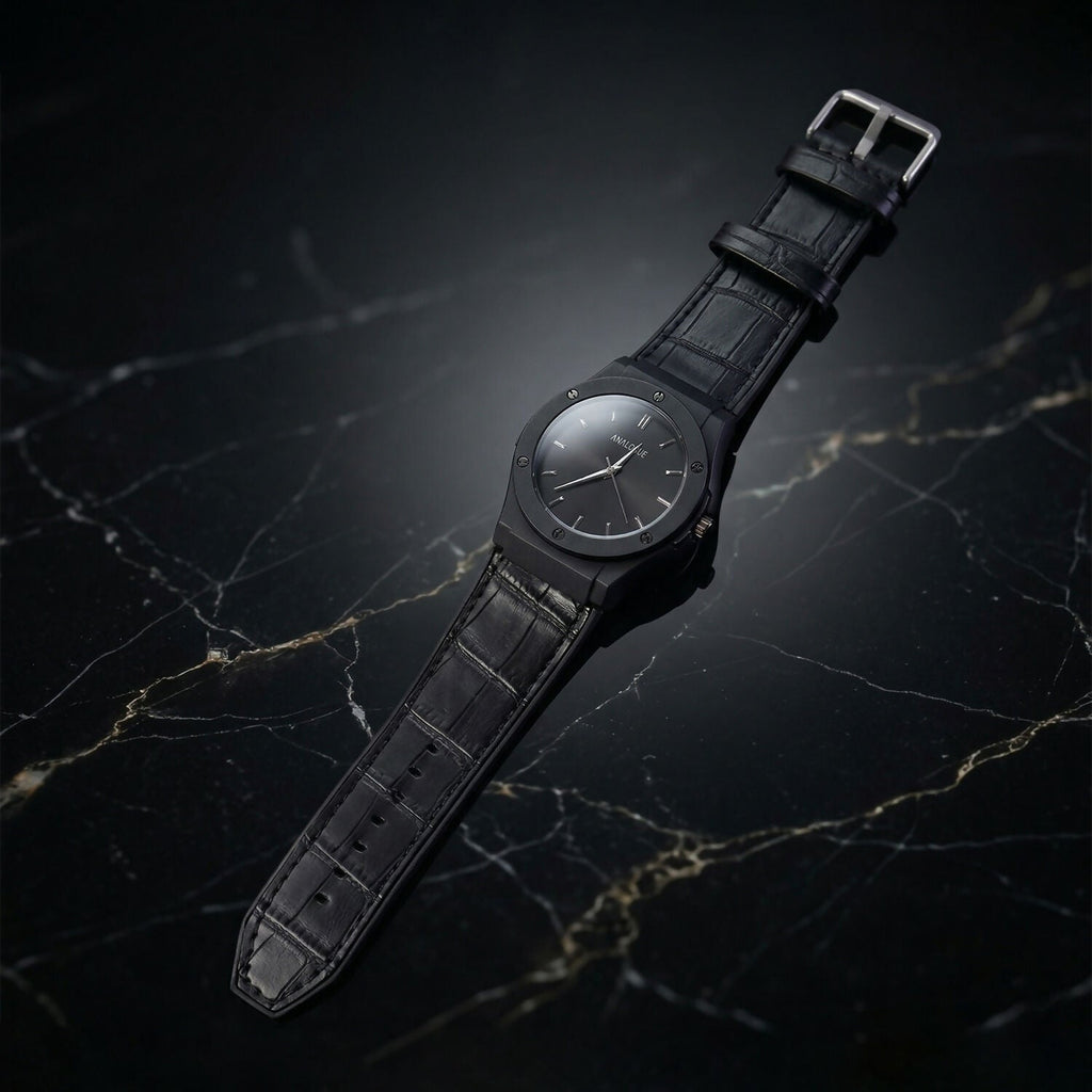Black Analog Wrist Watch – Elegant Leather Strap & Minimalist Dial