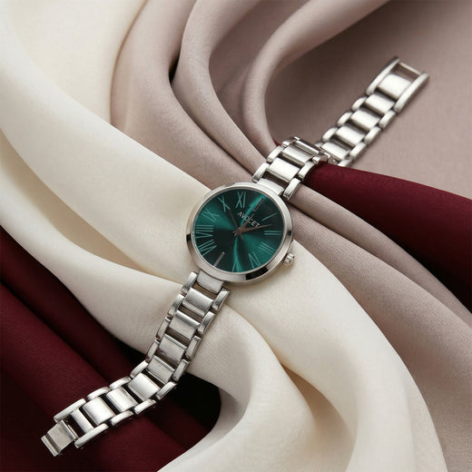 Women’s Green Dial Watch – Elegant Silver Strap with Modern Design