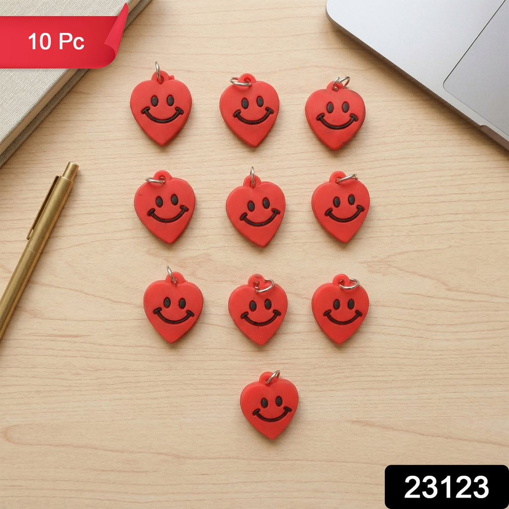 ALVENZA Heart-Shaped Smile Keychains – Vibrant & Durable Accessory Set