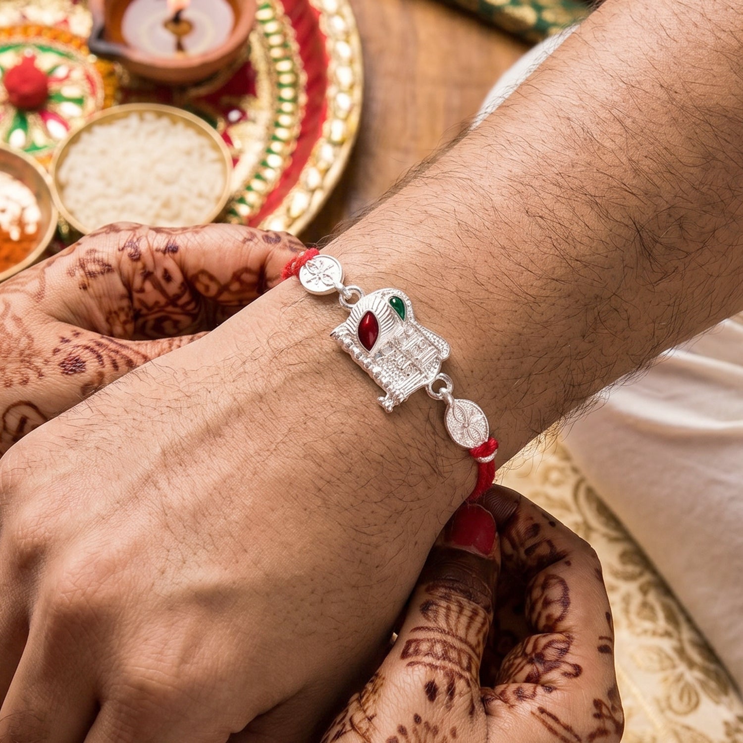 ALVENZA Radha Krishna Rakhi – Decorated Beads & Soft Comfortable Thread