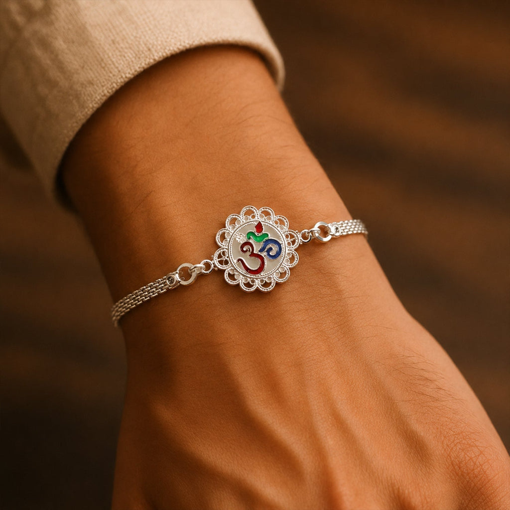 ALVENZA Silver Om Chain Rakhi – Elegant & Meaningful Festival Gift