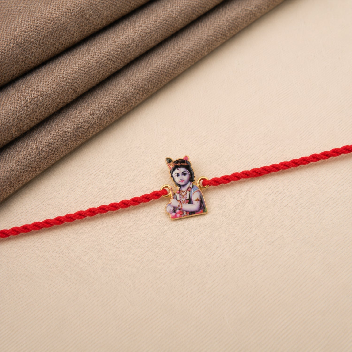 ALVENZA Krishna Charm Rakhi – Stylish Lightweight Festive Gift for Brothers